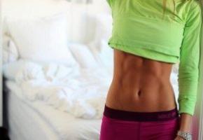 Фитнес-бикини: питание и тренировки для желающих похудеть Фитнес бикини программа тренировок и питания